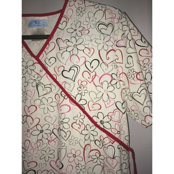 Hearts Flowers SB Scrub top Cross Body Tie Back V Neck - Picture 7 of 8